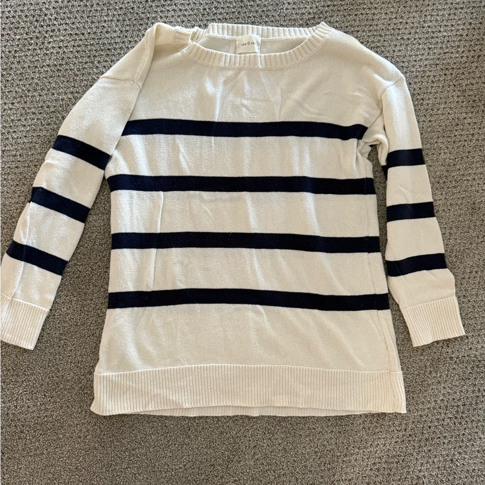 Cream/navy striped knit sweater